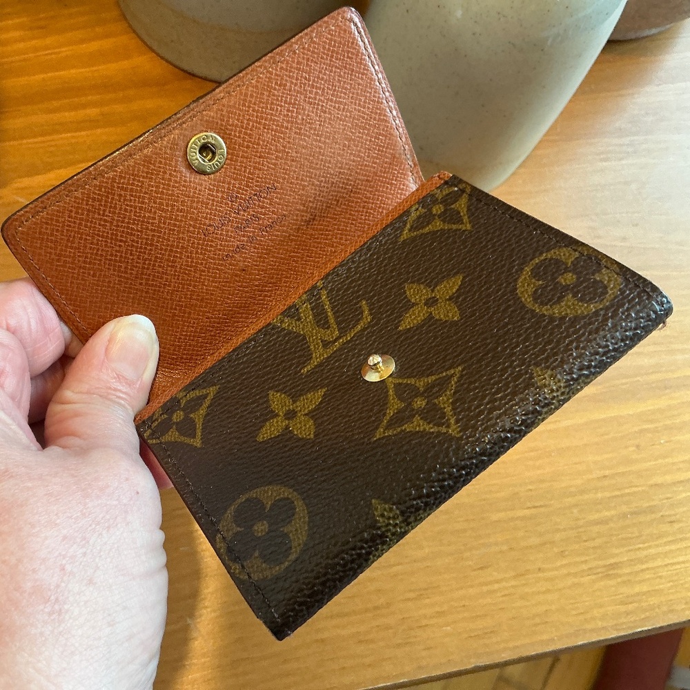 Louis Vuitton Monogram Coin Cash Credit Card Case - Picture 6 of 15